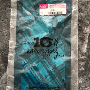 Thirty-one scarf in Jade Plaid